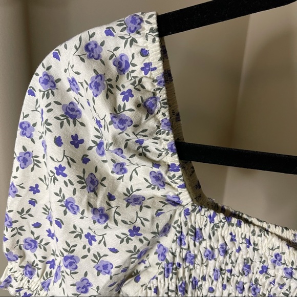 Urban Outfitters Purple Floral crop top - Picture 2 of 4